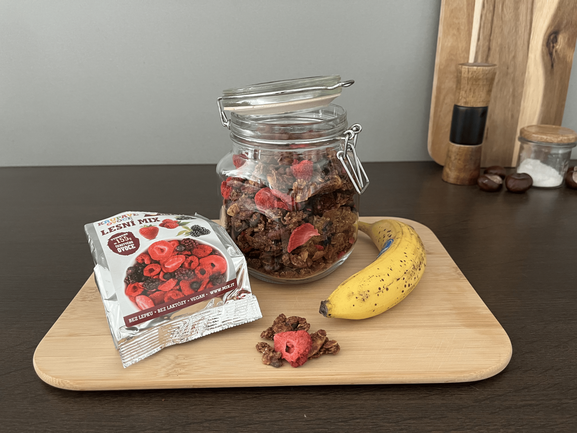 Při přípravě granoly zužitkujete i přezrálé banány, které už nikdo nechce. Foto: Adéla Svobodová|Rungo