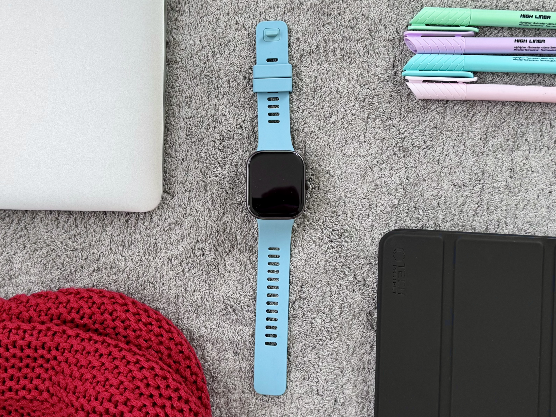 Xiaomi Redmi Watch 5 udělají parádu v kanceláři i při sportu. Foto: Veronika Dvořáková/Rungo