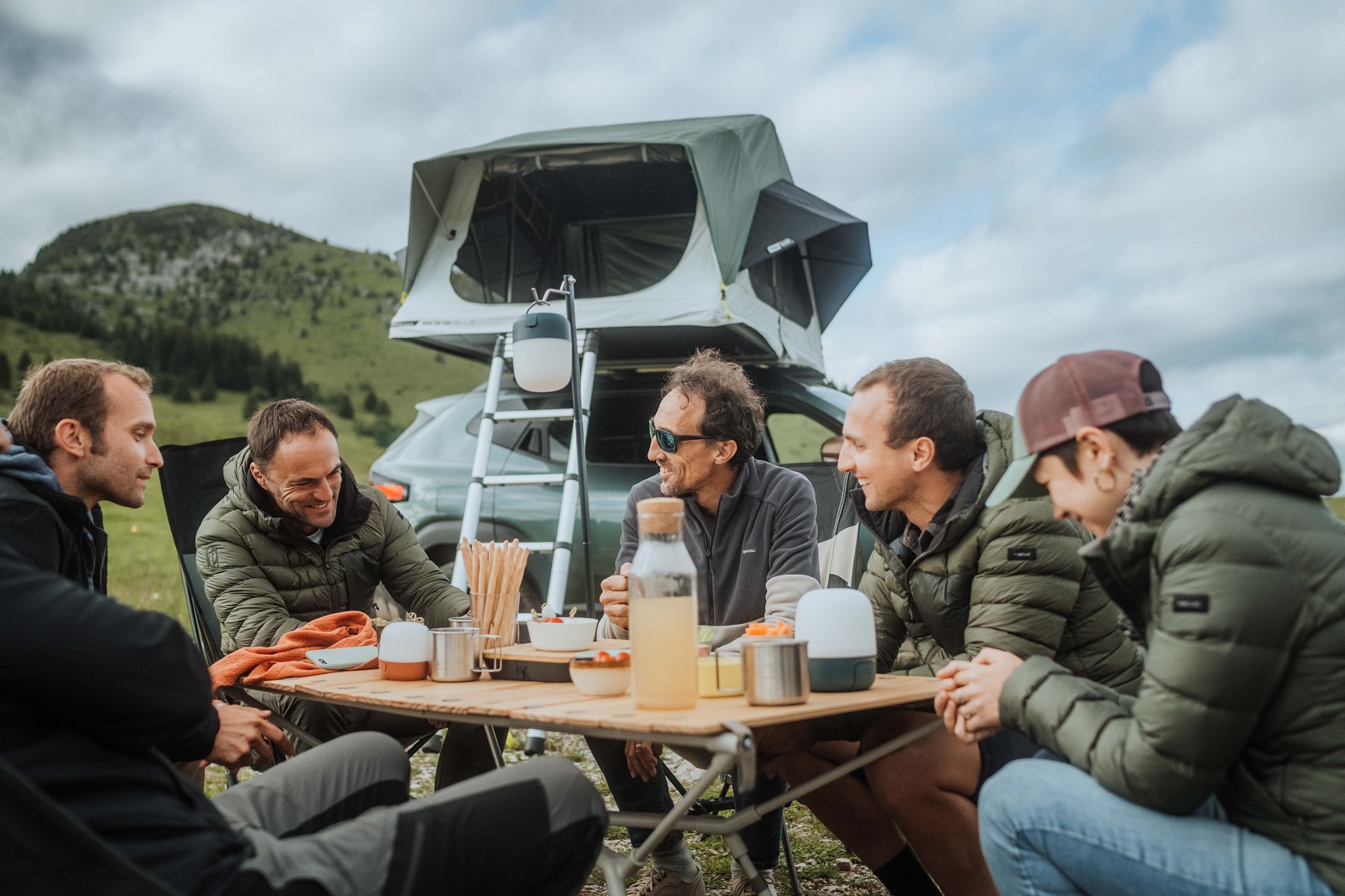 Dovolená v obytném voze může být romantika i zábava. Foto: Decathlon