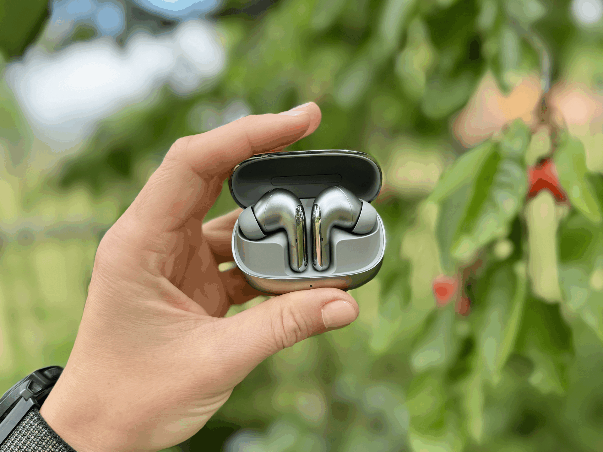 Lesklé pouzdro vypadá luxusně. Ale na jak dlouho? Foto: Veronika Dvořáková/Rungo