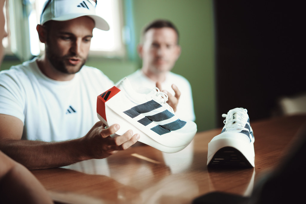 Boty Adizero Evo Prime X s technologiemi na míru