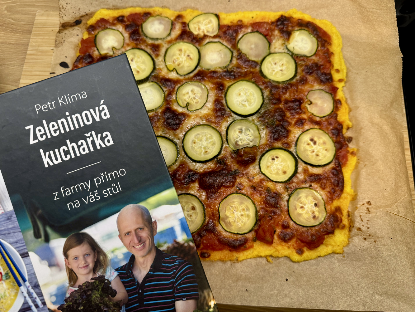 „Nechceš cuketu?“ Je typická letní věta. Zeleninová kuchařka vám poradí, co s ní. Foto: Veronika Dvořáková/Rungo