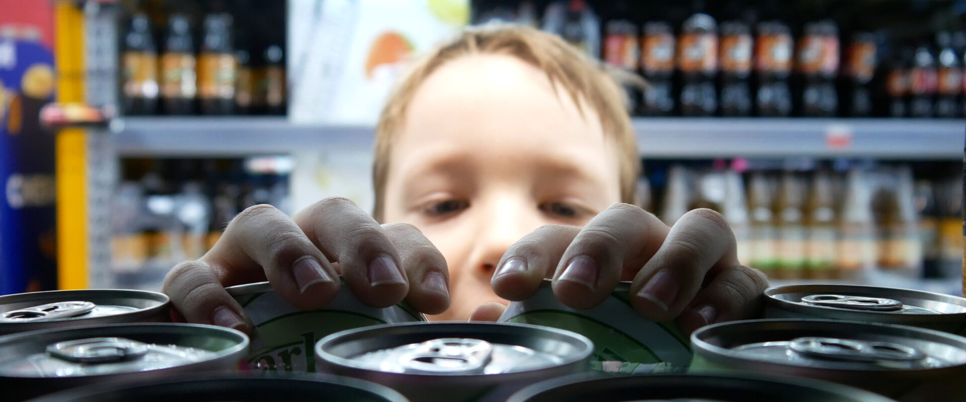Energy drinky dětem škodí
