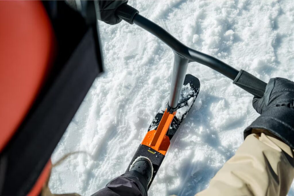 Koloběžka s lyžemi Decathlon